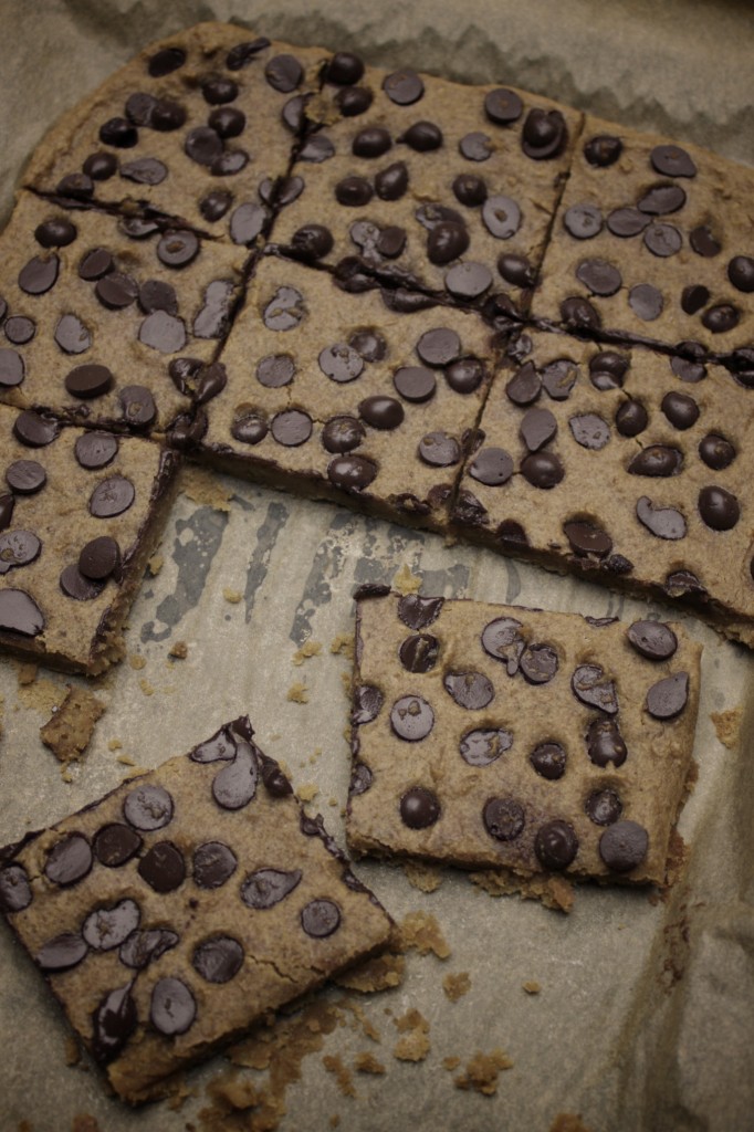 Chickpea blondies